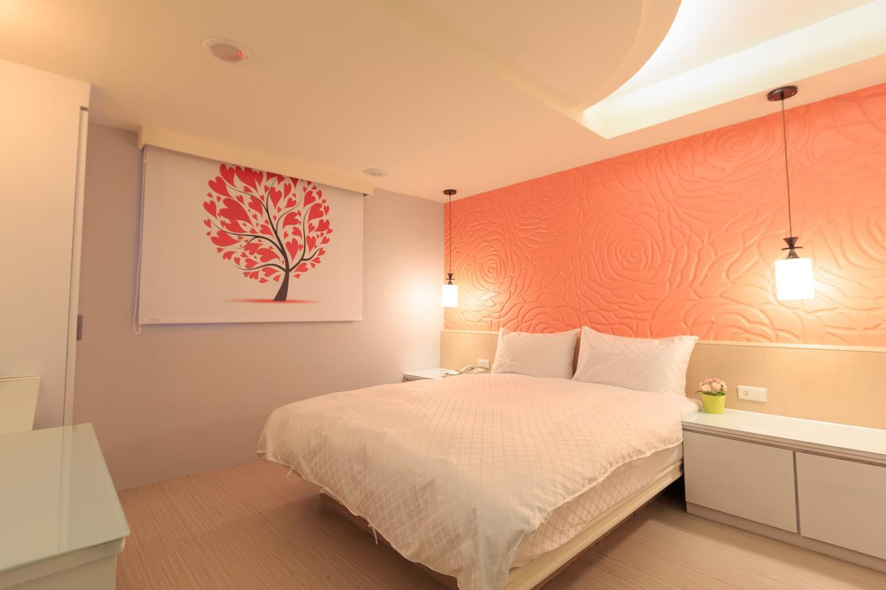 Travelyoung Hotel Гаосюн Экстерьер фото