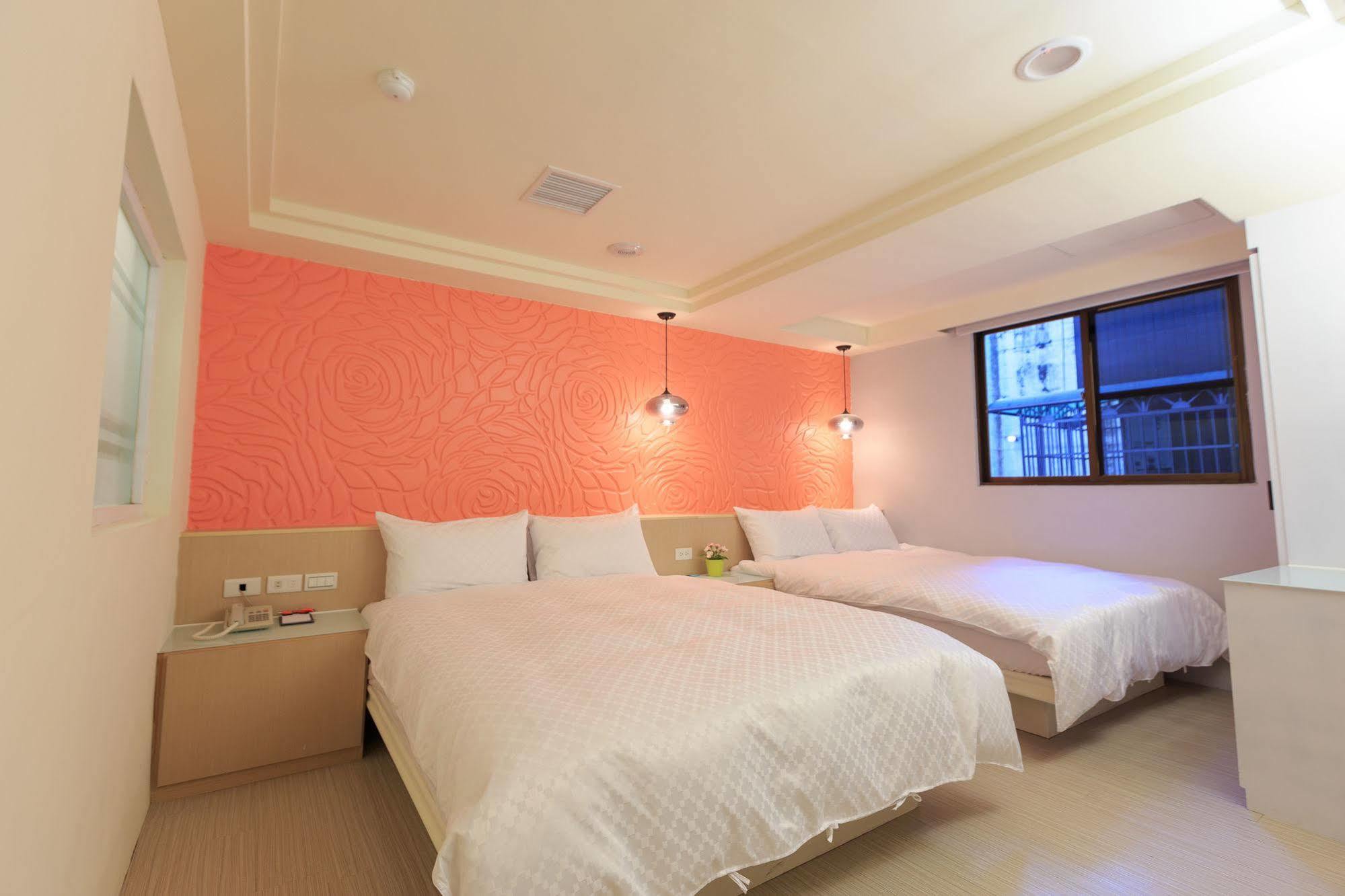 Travelyoung Hotel Гаосюн Экстерьер фото