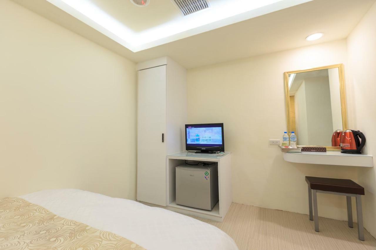 Travelyoung Hotel Гаосюн Экстерьер фото